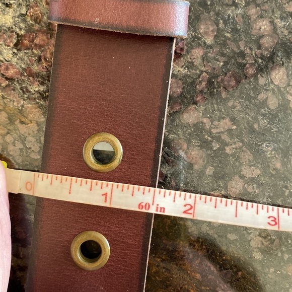 Frye Leather Grommet Belt New with Tags - Picture 2 of 4